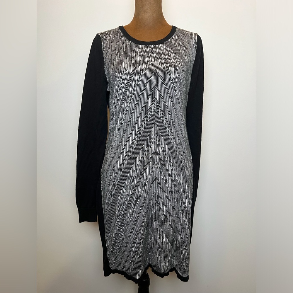 Mossimo Black Chevron Pattern Sweater Dress - Size Medium